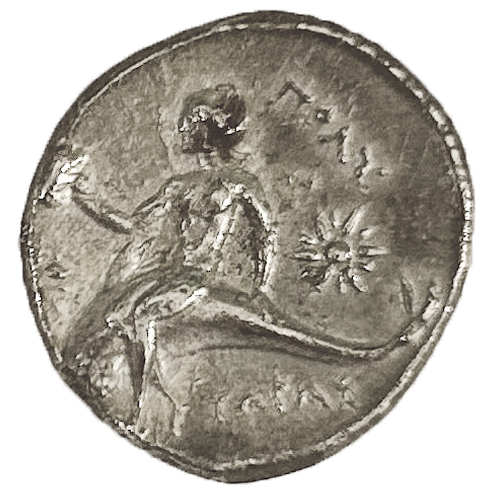 五月の作品。紀元前287～272年頃に作成されたとされるコスタリカのメダル。裏面には樹木に腰かけた人物が彫られている。